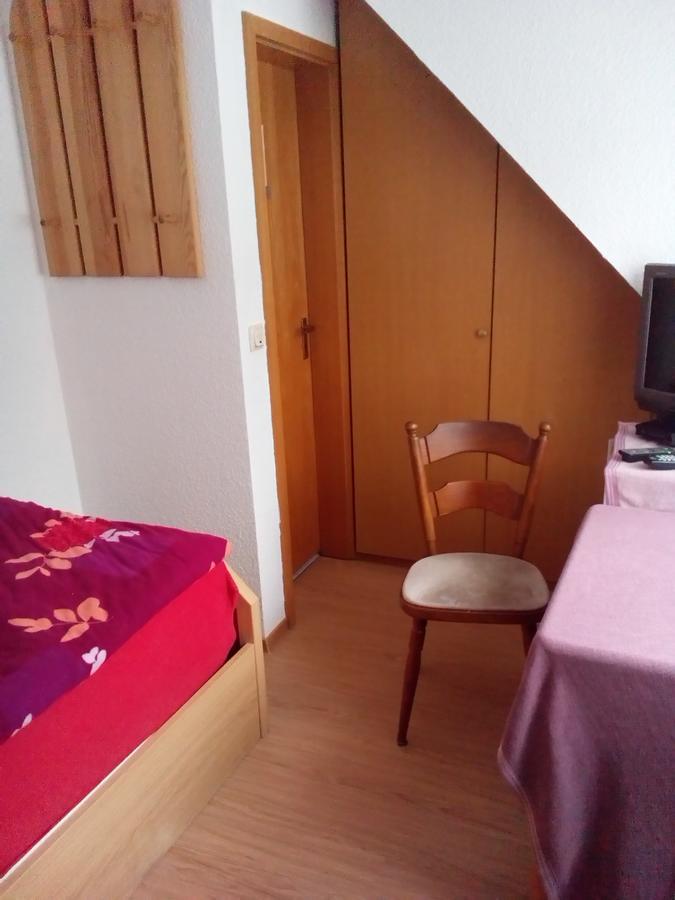 Monteurhotel Garni Alter Olper Hof Lindlar Exterior photo